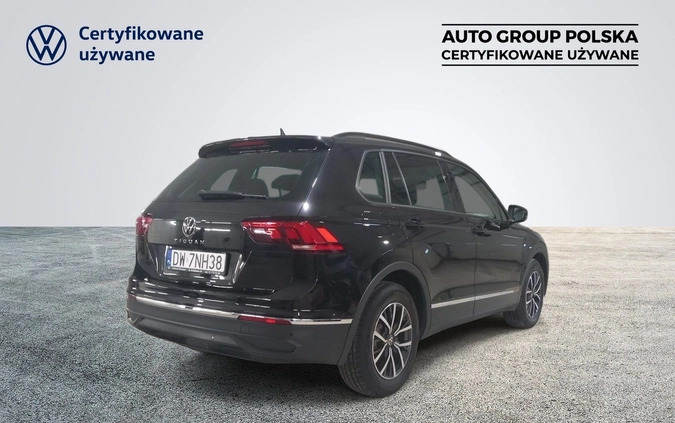 Volkswagen Tiguan cena 127900 przebieg: 30500, rok produkcji 2021 z Drohiczyn małe 277